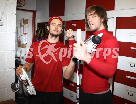 EBEL. Eishockey Bundesliga. Raphael Herburger, Thomas Hundertpfund (KAC). Klagenfurt, am 24.3.2012.
Foto: Kuess
---
pressefotos, pressefotografie, kuess, qs, qspictures, sport, bild, bilder, bilddatenbank