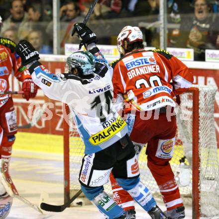 EBEL. Eishockey Bundesliga. KAC gegen EHC LIWEST Black Wings Linz. Torjubel Justin Keller (Linz). Klagenfurt, am 29.3.2012.
Foto: Kuess

---
pressefotos, pressefotografie, kuess, qs, qspictures, sport, bild, bilder, bilddatenbank