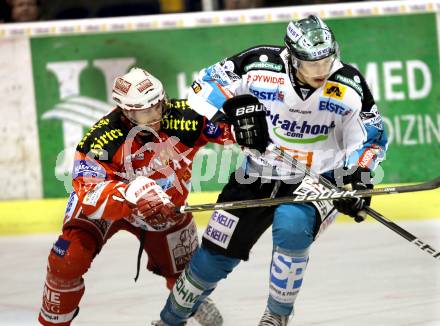 EBEL. Eishockey Bundesliga. KAC gegen EHC LIWEST Black Wings Linz. Johannes Reichel,  (KAC), Brian Lebler (Linz). Klagenfurt, am 29.3.2012.
Foto: Kuess

---
pressefotos, pressefotografie, kuess, qs, qspictures, sport, bild, bilder, bilddatenbank