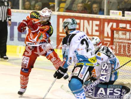 EBEL. Eishockey Bundesliga. KAC gegen EHC LIWEST Black Wings Linz. John Lammers, (KAC), Jan-Axel Alavaara, Alex Westlund  (Linz). Klagenfurt, am 29.3.2012.
Foto: Kuess

---
pressefotos, pressefotografie, kuess, qs, qspictures, sport, bild, bilder, bilddatenbank