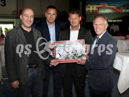 Eishockey. Praesentation Eishalle NEU. Bernhard Erler (Kaerntner Messen), Peter Kuss, Buergermeister Christian Scheider, Architekt Harald Omansiek. Klagenfurt, am 28.3.2012.
Foto: Kuess
---
pressefotos, pressefotografie, kuess, qs, qspictures, sport, bild, bilder, bilddatenbank