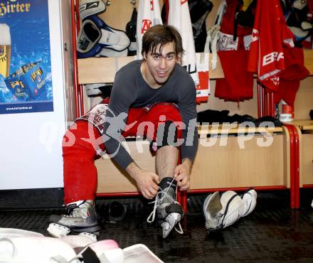 EBEL. Eishockey Bundesliga. KAC. Martin Schumnig. Klagenfurt, 21.3.2012.
Foto: Kuess
---
pressefotos, pressefotografie, kuess, qs, qspictures, sport, bild, bilder, bilddatenbank