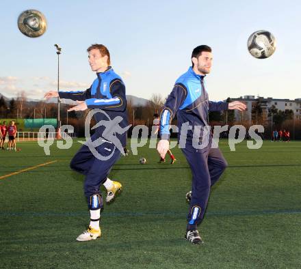 Fussball. Unterliga Ost. Welzenegg. Nico Hrstic, Stephan Buergler. Klagenfurt, 13.3.2012.
Foto: Kuess
---
pressefotos, pressefotografie, kuess, qs, qspictures, sport, bild, bilder, bilddatenbank