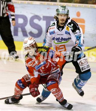 EBEL. Eishockey Bundesliga. KAC gegen EHC LIWEST Black Wings Linz. Tyler Scofield, (KAC), Franklin MacDonald  (Linz). Klagenfurt, am 29.3.2012.
Foto: Kuess

---
pressefotos, pressefotografie, kuess, qs, qspictures, sport, bild, bilder, bilddatenbank