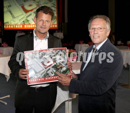 Eishockey. Praesentation Eishalle NEU. Buergermeister Christian Scheider, Architekt Harald Omansiek. Klagenfurt, am 28.3.2012.
Foto: Kuess
---
pressefotos, pressefotografie, kuess, qs, qspictures, sport, bild, bilder, bilddatenbank