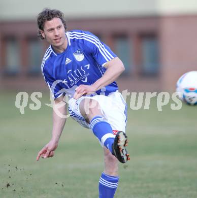 Fussball. Regionalliga. Treibach gegen Feldkirchen SV. Stoxreiter Gunther Jochen (Treibach). Treibach, 30.3.2012.
Foto: Kuess
---
pressefotos, pressefotografie, kuess, qs, qspictures, sport, bild, bilder, bilddatenbank