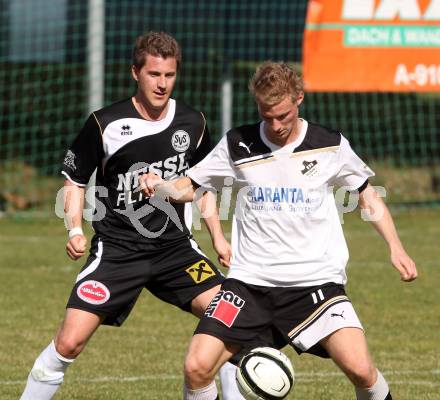 Fussball Kaerntner Liga. Bleiburg gegen Spittal/Drau. Partl Rene (Bleiburg), Claus Neidhardt,  (Spittal). Bleiburg, am 31.3.2012.
Foto: Kuess
---
pressefotos, pressefotografie, kuess, qs, qspictures, sport, bild, bilder, bilddatenbank