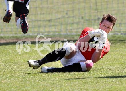 Fussball Kaerntner Liga. Bleiburg gegen Spittal/Drau. Dario Pick (Bleiburg). Bleiburg, am 31.3.2012.
Foto: Kuess
---
pressefotos, pressefotografie, kuess, qs, qspictures, sport, bild, bilder, bilddatenbank