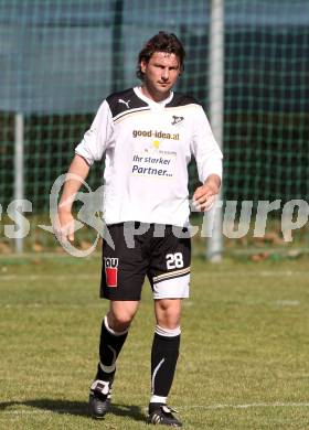 Fussball Kaerntner Liga. Bleiburg gegen Spittal/Drau. Kollmann Roland (Bleiburg). Bleiburg, am 31.3.2012.
Foto: Kuess
---
pressefotos, pressefotografie, kuess, qs, qspictures, sport, bild, bilder, bilddatenbank