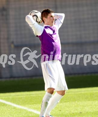 Fussball Regionalliga. SK Austria Klagenfurt gegen Sturm Graz Amateure. 
Drazen Savic (Klagenfurt). Klagenfurt, 1.4.2012.
Foto: Kuess
---
pressefotos, pressefotografie, kuess, qs, qspictures, sport, bild, bilder, bilddatenbank