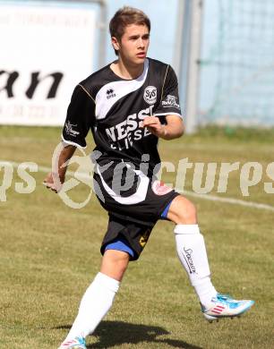 Fussball Kaerntner Liga. Bleiburg gegen Spittal/Drau. Moser Nico  (Spittal). Bleiburg, am 31.3.2012.
Foto: Kuess
---
pressefotos, pressefotografie, kuess, qs, qspictures, sport, bild, bilder, bilddatenbank