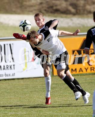 Fussball Kaerntner Liga. Bleiburg gegen Spittal/Drau. Oswaldi Patrick Paul (Bleiburg), Krieber Christian (Spittal). Bleiburg, am 31.3.2012.
Foto: Kuess
---
pressefotos, pressefotografie, kuess, qs, qspictures, sport, bild, bilder, bilddatenbank