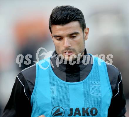 Fussball. Erste Liga.  WAC/St. Andrae gegen SKN St. Poelten. Solano (WAC). Wolfsberg, 2.4.2012. 
Foto: Kuess

---
pressefotos, pressefotografie, kuess, qs, qspictures, sport, bild, bilder, bilddatenbank