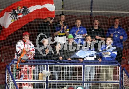 Eishockey Laenderspiel. Oesterreich gegen Weissrussland. Fans. Klagenfurt, am 6.4.2012.
Foto: Kuess

---
pressefotos, pressefotografie, kuess, qs, qspictures, sport, bild, bilder, bilddatenbank
