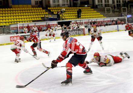 Eishockey Laenderspiel. Oesterreich gegen Weissrussland. Thomas Raffl (Oesterreich). Klagenfurt, am 6.4.2012.
Foto: Kuess

---
pressefotos, pressefotografie, kuess, qs, qspictures, sport, bild, bilder, bilddatenbank