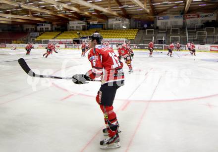 Eishockey Laenderspiel. Oesterreich gege Weissrussland. Leere Eishalle. Villach, 6.4.2012.
Foto: kuess
---
pressefotos, pressefotografie, kuess, qs, qspictures, sport, bild, bilder, bilddatenbank