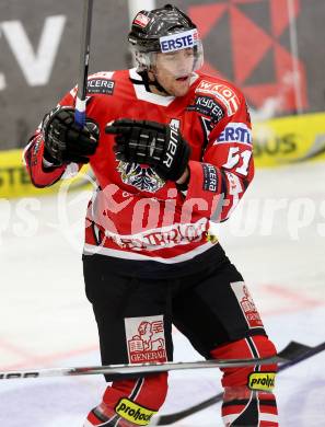 Eishockey Laenderspiel. Oesterreich gegen Weissrussland. Matthias Trattnig (Oesterreich). Klagenfurt, am 6.4.2012.
Foto: Kuess

---
pressefotos, pressefotografie, kuess, qs, qspictures, sport, bild, bilder, bilddatenbank