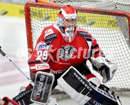 Eishockey Laenderspiel. Oesterreich gegen Weissrussland. Bernhard Starkbaum (Oesterreich). Klagenfurt, am 6.4.2012.
Foto: Kuess

---
pressefotos, pressefotografie, kuess, qs, qspictures, sport, bild, bilder, bilddatenbank