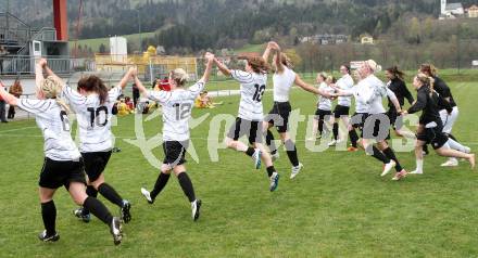 Fussball. OEFB Frauenliga. FC St. Veit Kaernten Frauen gegen ASV Simacek Spratzern. Jubel (St. Veit). Glanegg, am 15.4.2012.
Foto: Kuess
---
pressefotos, pressefotografie, kuess, qs, qspictures, sport, bild, bilder, bilddatenbank