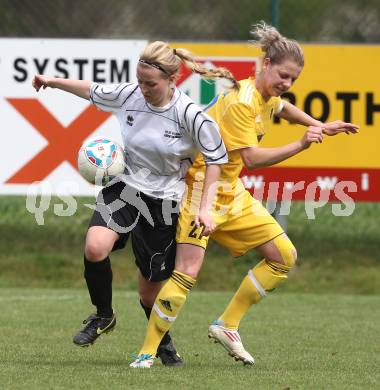 Fussball. OEFB Frauenliga. FC St. Veit Kaernten Frauen gegen ASV Simacek Spratzern. Anna Modre (St. Veit),Maria ZUbkova (Spratzern). Glanegg, am 15.4.2012.
Foto: Kuess
---
pressefotos, pressefotografie, kuess, qs, qspictures, sport, bild, bilder, bilddatenbank