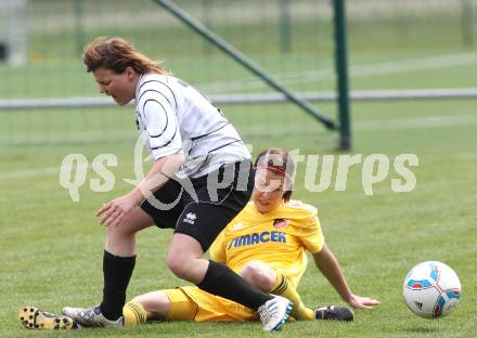 Fussball. OEFB Frauenliga. FC St. Veit Kaernten Frauen gegen ASV Simacek Spratzern. Yvonne Tamegger (St. Veit),  (Spratzern). Glanegg, am 15.4.2012.
Foto: Kuess
---
pressefotos, pressefotografie, kuess, qs, qspictures, sport, bild, bilder, bilddatenbank