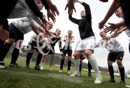 Fussball. OEFB Frauenliga. FC St. Veit Kaernten Frauen gegen ASV Simacek Spratzern. Jubel  (St. Veit). Glanegg, am 15.4.2012.
Foto: Kuess
---
pressefotos, pressefotografie, kuess, qs, qspictures, sport, bild, bilder, bilddatenbank