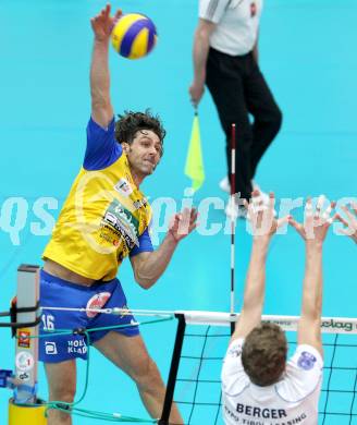 Volleyball. MEVZA. SK Aich/Dob gegen Hypo Tirol Volleyballteam. Ivaylo Barutov (Aich/Dob). Bleiburg, am 16.4.2012.
Foto: Kuess 


---
pressefotos, pressefotografie, kuess, qs, qspictures, sport, bild, bilder, bilddatenbank