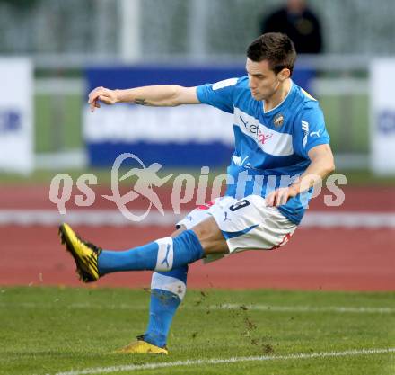 Fussball Regionalliga. VSV gegen DSV Leoben. Denis Curic (VSV). Villach, 20.4.2012.
Foto: Kuess
---
pressefotos, pressefotografie, kuess, qs, qspictures, sport, bild, bilder, bilddatenbank