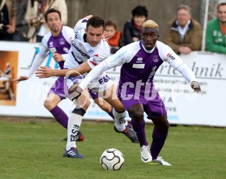 Fussball Regionalliga. SAK gegen SK Austria Klagenfurt. Murat Veliu, (SAK), Kevin Bangai  (Austria Klagenfurt).  Klagenfurt, 21.4.2012
Foto: Kuess

---
pressefotos, pressefotografie, kuess, qs, qspictures, sport, bild, bilder, bilddatenbank