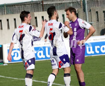 Fussball Regionalliga. SAK gegen SK Austria Klagenfurt. Torjubel Aleksic Darjan, Veliu Murat (SAK), Reich Marco (Austria Klagenfurt).  Klagenfurt, 21.4.2012
Foto: Kuess

---
pressefotos, pressefotografie, kuess, qs, qspictures, sport, bild, bilder, bilddatenbank