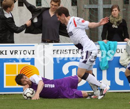 Fussball Regionalliga. SAK gegen SK Austria Klagenfurt. Darjan Aleksic,  (SAK), Christian Sablatnig (Austria Klagenfurt).  Klagenfurt, 21.4.2012
Foto: Kuess

---
pressefotos, pressefotografie, kuess, qs, qspictures, sport, bild, bilder, bilddatenbank