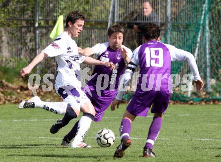 Fussball Regionalliga. SAK gegen SK Austria Klagenfurt. Darjan Aleksic,  (SAK), Christian Sablatnig, Matthias Dollinger (Austria Klagenfurt).  Klagenfurt, 21.4.2012
Foto: Kuess

---
pressefotos, pressefotografie, kuess, qs, qspictures, sport, bild, bilder, bilddatenbank