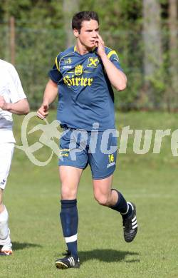 Fussball Kaerntner Liga. ATUS Ferlach gegen St. Veit/Glan. Sebastian Hertelt (St. Veit). Ferlach, 21.4.2012.
Fotos: kuess
---
pressefotos, pressefotografie, kuess, qs, qspictures, sport, bild, bilder, bilddatenbank