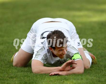 Fussball Kaerntner Liga. ATUS Ferlach gegen St. Veit/Glan. Thomas Waldhauser (Ferlach). Ferlach, 21.4.2012.
Fotos: kuess
---
pressefotos, pressefotografie, kuess, qs, qspictures, sport, bild, bilder, bilddatenbank