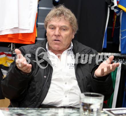 Fussball Regionalliga. SAK gegen Leoben.  Adi Pinter. Klagenfurt, 24.3.2012.
Foto: Kuess
---
pressefotos, pressefotografie, kuess, qs, qspictures, sport, bild, bilder, bilddatenbank