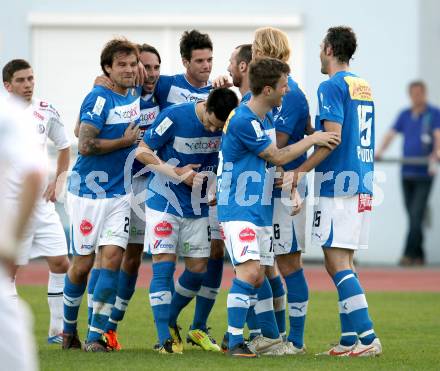 Fussball Regionalliga. VSV gegen Vorwaerts Steyr. Torjubel VSV. Villach, 28.4.2012.
Foto: Kuess
---
pressefotos, pressefotografie, kuess, qs, qspictures, sport, bild, bilder, bilddatenbank