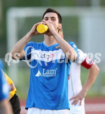 Fussball Regionalliga. VSV gegen Vorwaerts Steyr. Denis Curic (VSV). Villach, 28.4.2012.
Foto: Kuess
---
pressefotos, pressefotografie, kuess, qs, qspictures, sport, bild, bilder, bilddatenbank