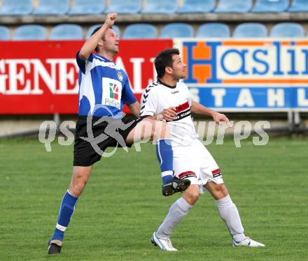 Fussball Kaerntner Liga. Feldkirchen gegen WAC/St. Andrae. Auron Miloti,  (Feldkirchen), Hannes Jochum (WAC). Feldkirchen, 1.5.2012.
Foto: Kuess
---
pressefotos, pressefotografie, kuess, qs, qspictures, sport, bild, bilder, bilddatenbank