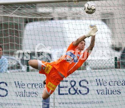 Fussball Regionalliga. SAK gegen Sturm Graz Amateure. Florian Schoegl  (Sturm Graz). Klagenfurt, 4.5.2012.
Foto: Kuess
---
pressefotos, pressefotografie, kuess, qs, qspictures, sport, bild, bilder, bilddatenbank