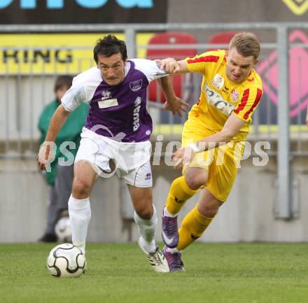 Fussball Regionalliga. SK Austria Klagenfurt gegen Kapfenberger SV Amateure. Almedin Hota (Austria Klagenfurt), Armin Masovic (Kapfenberger SV).  Klagenfurt, 4.5.2012
Foto: Kuess

---
pressefotos, pressefotografie, kuess, qs, qspictures, sport, bild, bilder, bilddatenbank