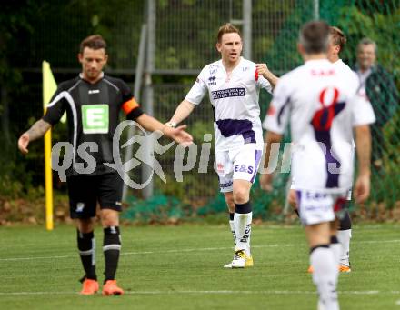 Fussball Regionalliga. SAK gegen Sturm Graz Amateure. Torjubel Darijo Biscan (SAK). Klagenfurt, 4.5.2012.
Foto: Kuess
---
pressefotos, pressefotografie, kuess, qs, qspictures, sport, bild, bilder, bilddatenbank