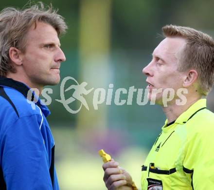 Fussball Regionalliga. SAK gegen Sturm Graz Amateure. Trainer Markus Schopp, Schiedsrichter Hans-Juergen Buchner (Sturm Graz). Klagenfurt, 4.5.2012.
Foto: Kuess
---
pressefotos, pressefotografie, kuess, qs, qspictures, sport, bild, bilder, bilddatenbank