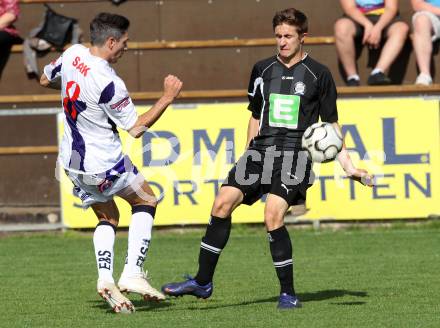 Fussball Regionalliga. SAK gegen Sturm Graz Amateure. Thomas Riedl,  (SAK), Reinhold Ranftl (Sturm Graz). Klagenfurt, 4.5.2012.
Foto: Kuess
---
pressefotos, pressefotografie, kuess, qs, qspictures, sport, bild, bilder, bilddatenbank