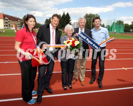 Leichtathletik. Eroeffnung Leopold Wagner Arena. Neue Leichtathletikanlage. Betina Germann, Christian Scheider, Traudl Wagner, Gerhard Doerfler, Werner Pullnig. Klagenfurt, am 5.5.2012.
Foto: Kuess
---
pressefotos, pressefotografie, kuess, qs, qspictures, sport, bild, bilder, bilddatenbank