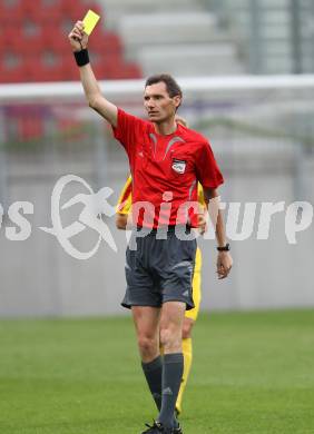 Fussball Regionalliga. SK Austria Klagenfurt gegen Kapfenberger SV Amateure. Schiedsrichter Christian Klammer.  Klagenfurt, 4.5.2012
Foto: Kuess

---
pressefotos, pressefotografie, kuess, qs, qspictures, sport, bild, bilder, bilddatenbank