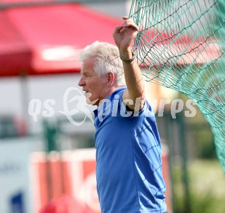 Fussball Regionalliga. SAK gegen Sturm Graz Amateure. Trainer Jagodic Alois (SAK). Klagenfurt, 4.5.2012.
Foto: Kuess
---
pressefotos, pressefotografie, kuess, qs, qspictures, sport, bild, bilder, bilddatenbank