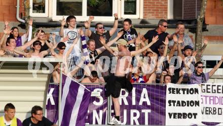 Fussball Regionalliga. VSV gegen SK Austria Klagenfurt. Fans (Austria Klagenfurt).  Villach, 11.5.2012
Foto: Kuess

---
pressefotos, pressefotografie, kuess, qs, qspictures, sport, bild, bilder, bilddatenbank