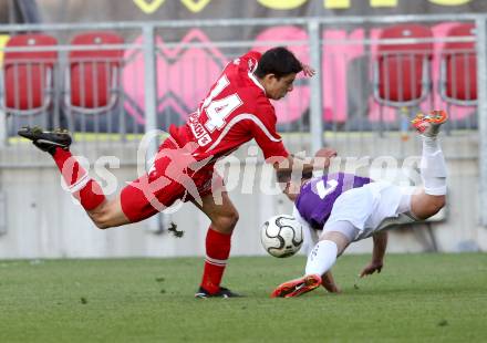 Fussball Regionalliga. SK Austria Klagenfurt gegen Gleinstaetten. Martin Salentinig, (Austria Klagenfurt),  Igor Hajduk  (Gleinstaetten).  Klagenfurt, 15.5.2012
Foto: Kuess

---
pressefotos, pressefotografie, kuess, qs, qspictures, sport, bild, bilder, bilddatenbank