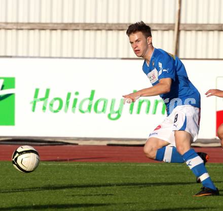 Fussball Regionalliga. VSV gegen SK Austria Klagenfurt. Daniel Pirker, (VSV).  Villach, 11.5.2012 
Foto: Kuess

---
pressefotos, pressefotografie, kuess, qs, qspictures, sport, bild, bilder, bilddatenbank