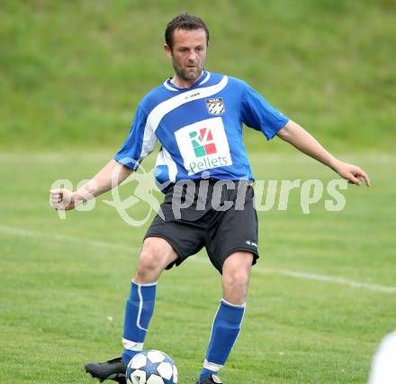 Fussball Kaerntner Liga. Feldkirchen gegen WAC/St. Andrae. Hannes Jochum (WAC). Feldkirchen, 1.5.2012.
Foto: Kuess
---
pressefotos, pressefotografie, kuess, qs, qspictures, sport, bild, bilder, bilddatenbank